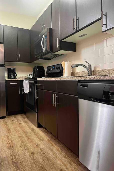 Blooming Journey In Tampa Bay! Apartment ภายนอก รูปภาพ
